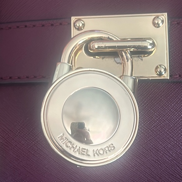 Michael Kors Large Merlot Hamilton Traveler Saffiano Leather Tote Bag - Picture 5 of 15